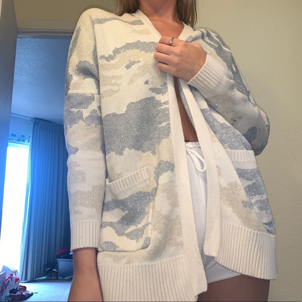 Nasty gal camo cardigan
